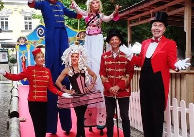 Begrüßungs-Künstler